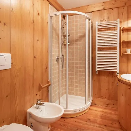 Cozy Basement Flat Just Few Steps From Centre 公寓 *