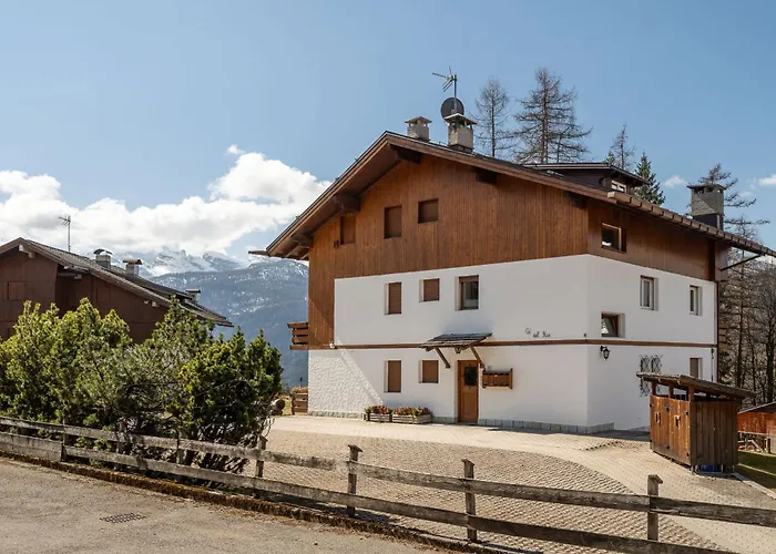 Cozy Basement Flat Just Few Steps From Centre Apartment Cortina d'Ampezzo