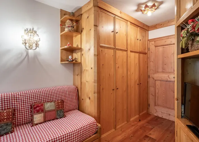 Cozy Basement Flat Just Few Steps From Centre Cortina dʼAmpezzo